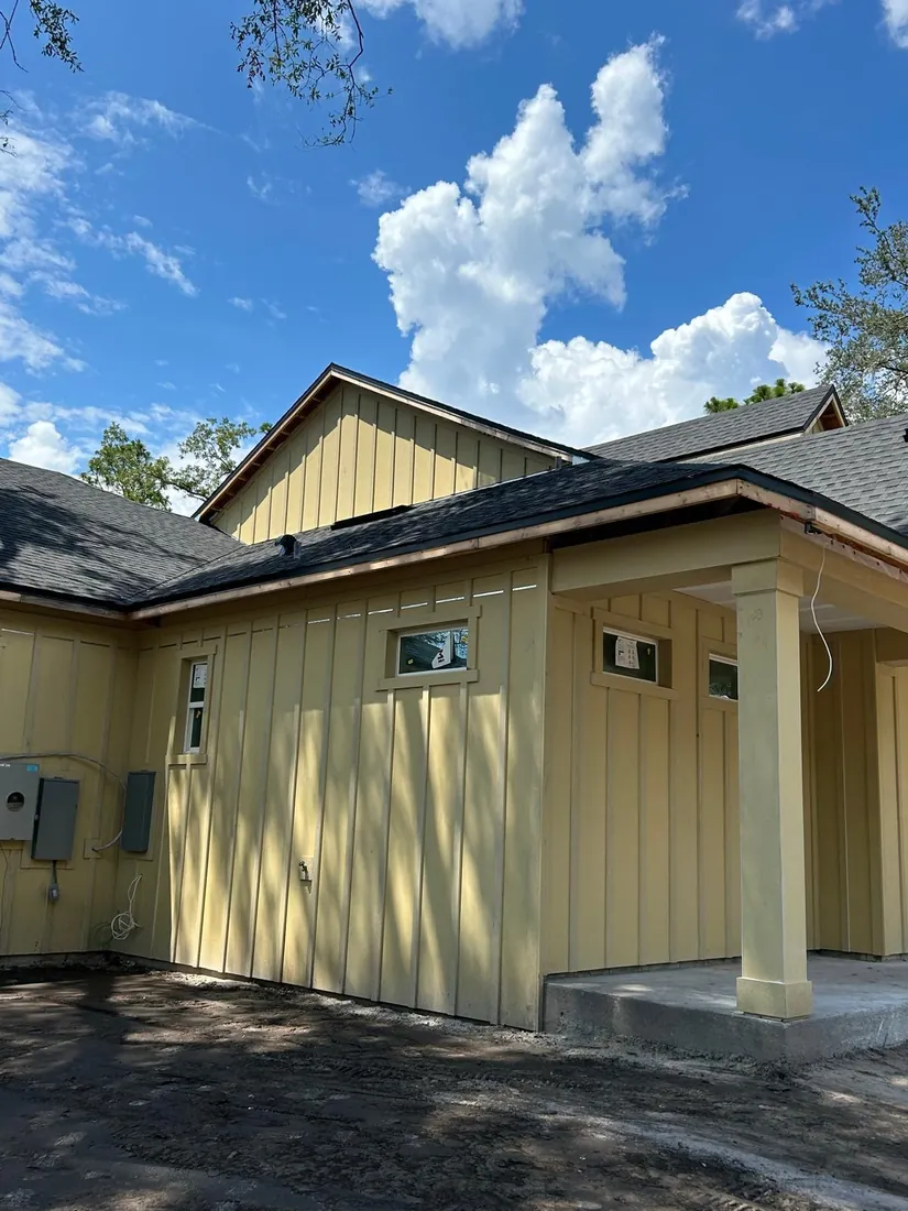 Completed siding project by Endless Siding in Jacksonville, Orlando and Daytona, Florida