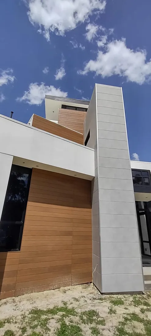 Completed siding project by Endless Siding in Jacksonville, Orlando and Daytona, Florida