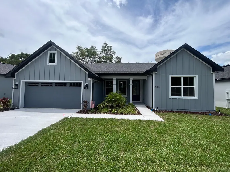 Completed residential siding installation by Endless Siding in Florida