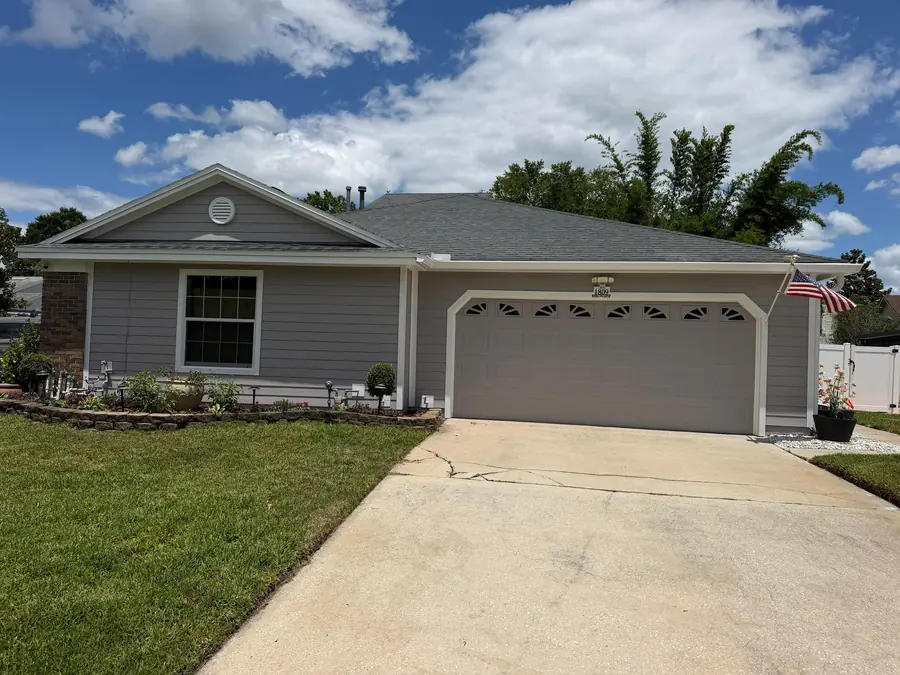 Completed residential siding installation by Endless Siding in Florida