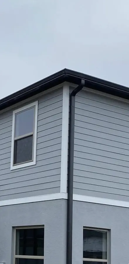 Completed residential siding installation by Endless Siding in Florida