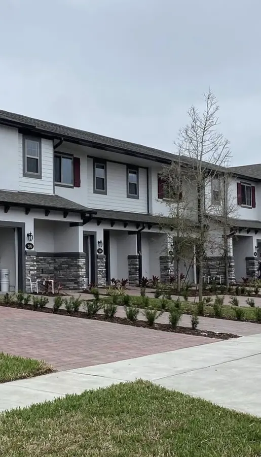 Completed commercial siding project by Endless Siding in Florida