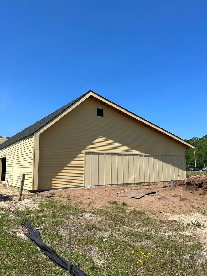 Completed commercial siding project by Endless Siding in Florida