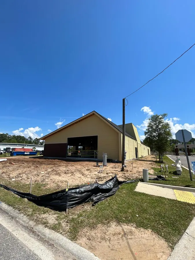 Completed commercial siding project by Endless Siding in Florida
