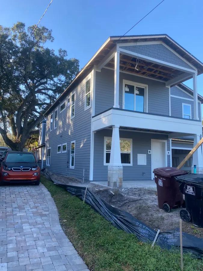 Completed commercial siding project by Endless Siding in Florida